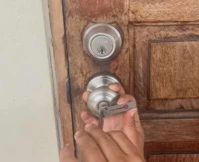 apertura de una puerta en San Juan, PR